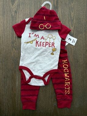 NWT Harry Potter Onesie Set 6-9 months
